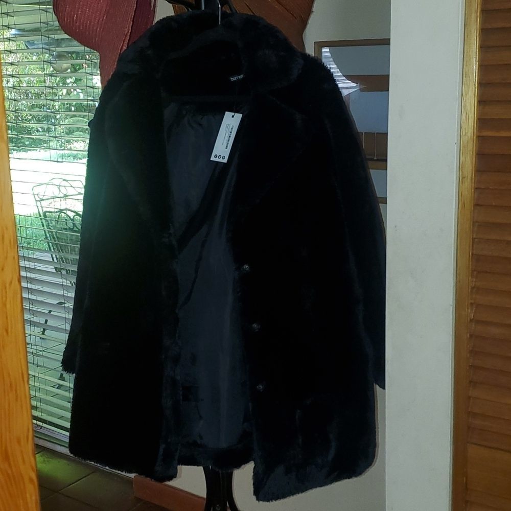 Boohoo Faux Fur Coat NWT